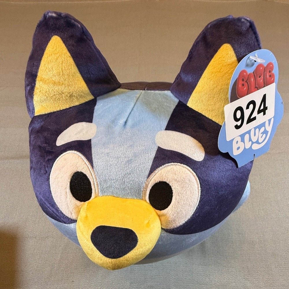 Bluey FAO Schwarz Plush Stuffed Animal Toy BBC Studios Ludo 1018981 Blue Bluey